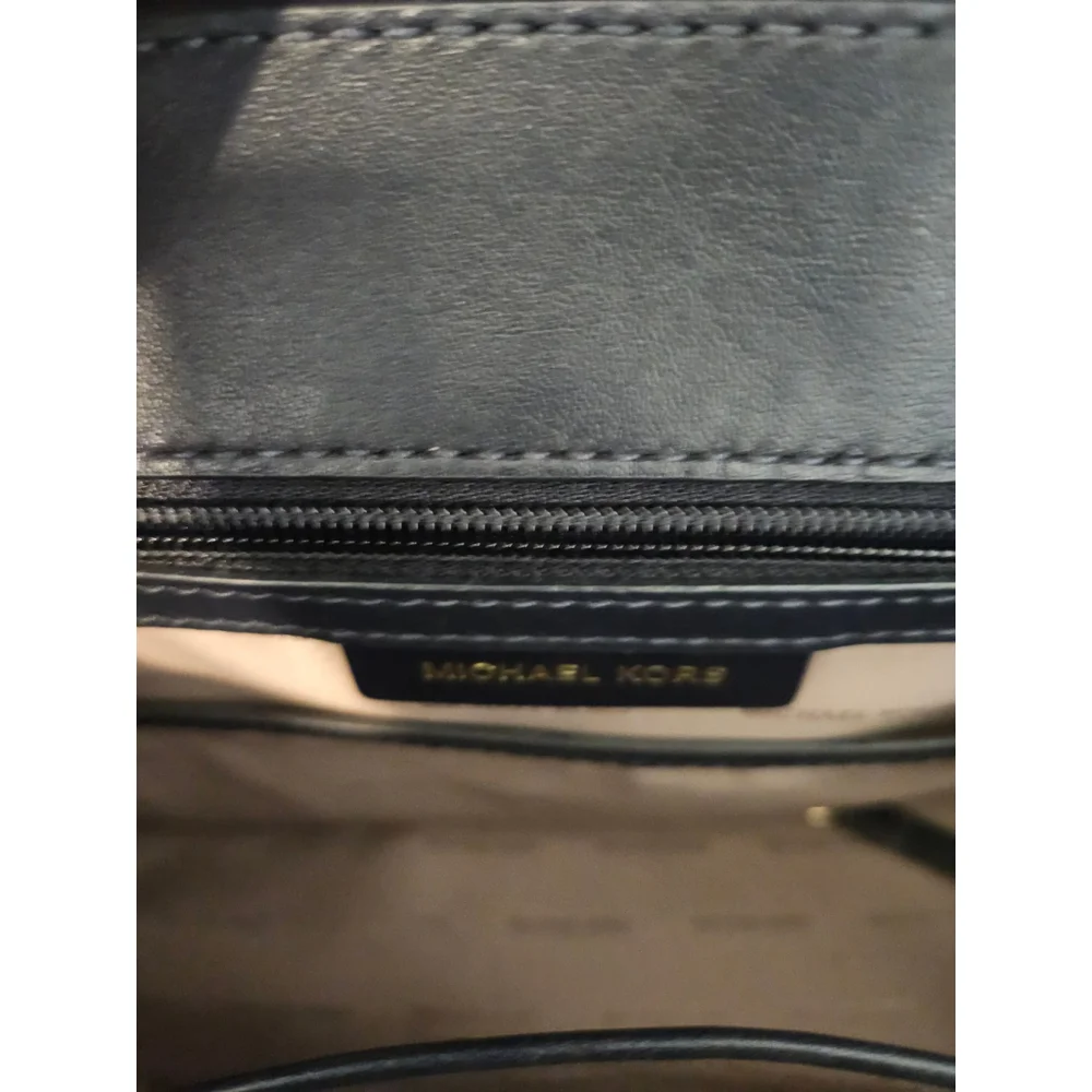 Michael Kors Women's Navy Blue Admiral Handbag - Picture 3 of 5